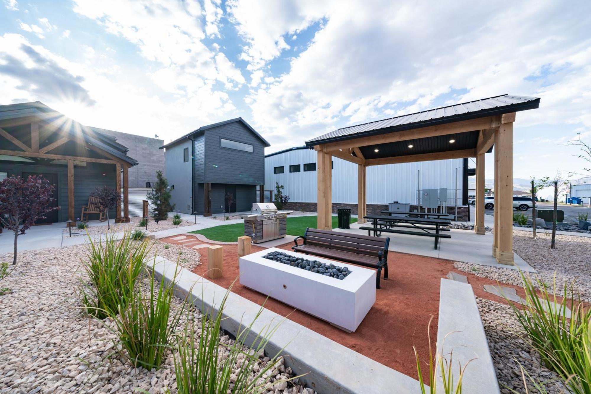 Zion Oasis Rentals Hurricane Buitenkant foto